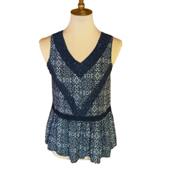 Knox Rose Tops - Knox Rose boho crochet trimmed summer peplum top